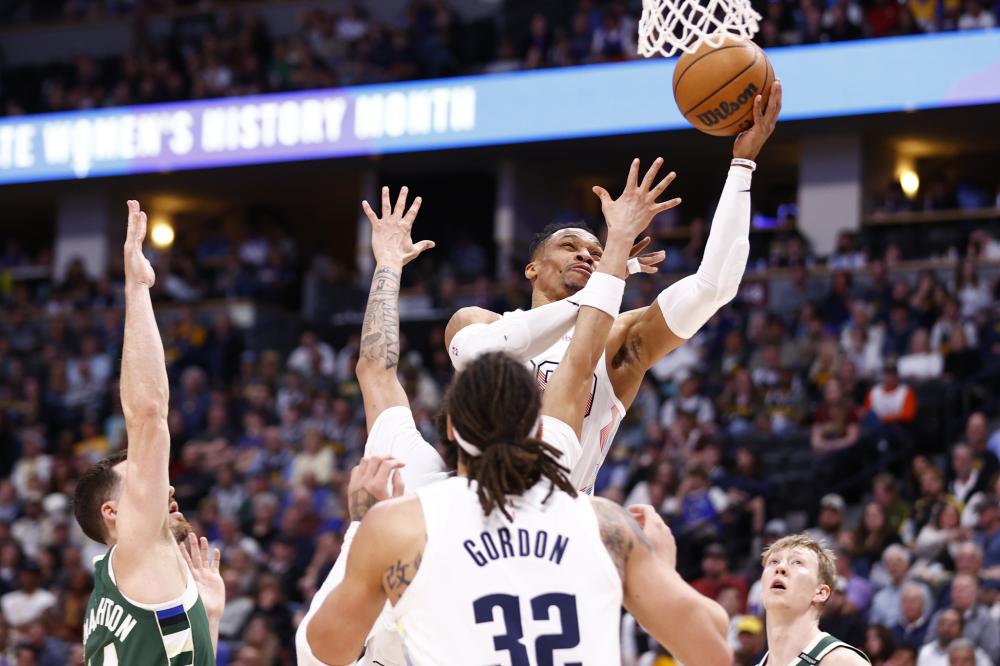 阿隆索通过 阿隆索通过