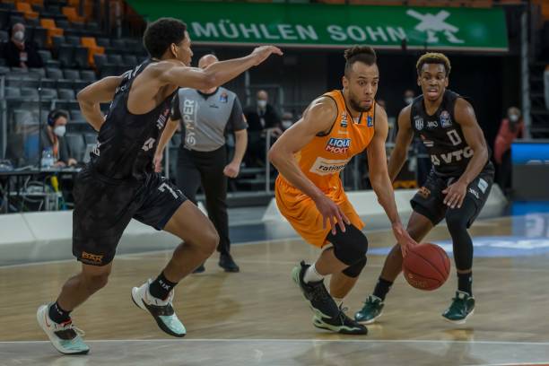 最终夺冠 最终夺冠